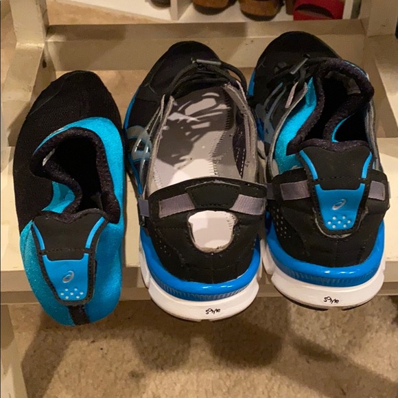 Brand New Asics running shoe - Picture 5 of 7